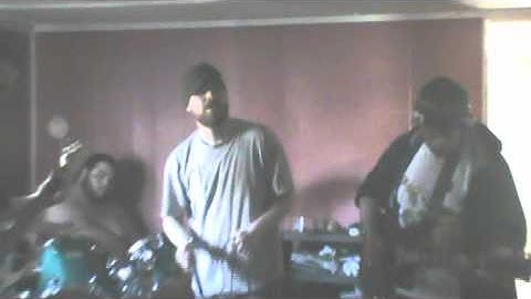 The Art of Sounding Suspiciously Like the Melvins in a Half-Assed Improvisation