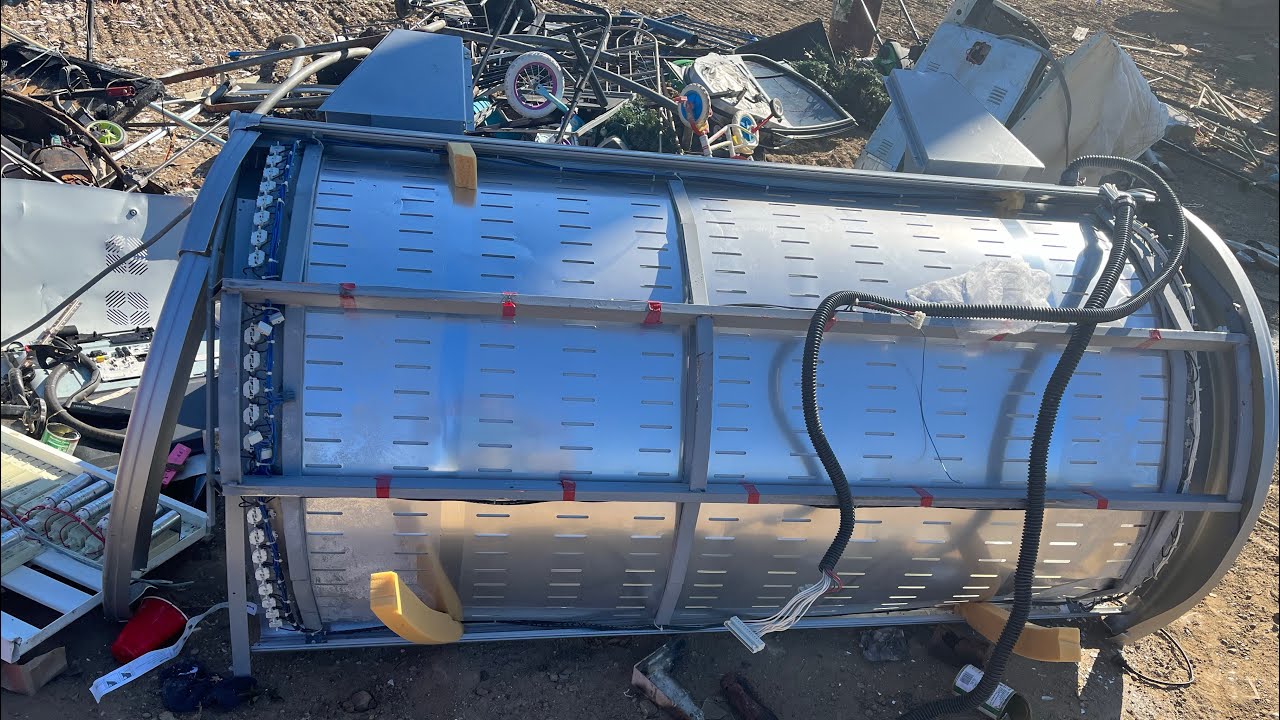 Street Scrapping.. Would You Like A Tan??..Tanning Bed At Scrap Yardb