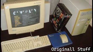 Original Stuff. Half-Life on CRT Monitor Looks Incredible!
