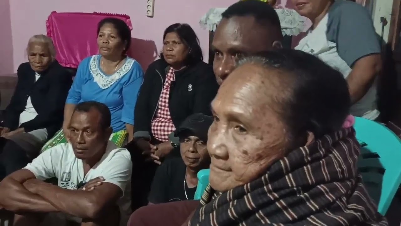 TATA CARA PENJEMPUTAN MENANTU INCE S UNTUK ROBY B DI DESA LORULUN KAB KEPULAUAN TANIMBAR - MALUKU