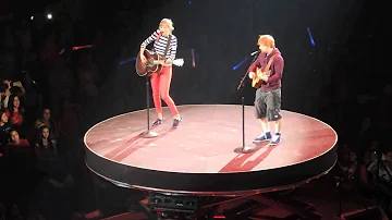 Taylor Swift & Ed Sheeran "Everything Has Changed" (Red Tour 06/14/13)