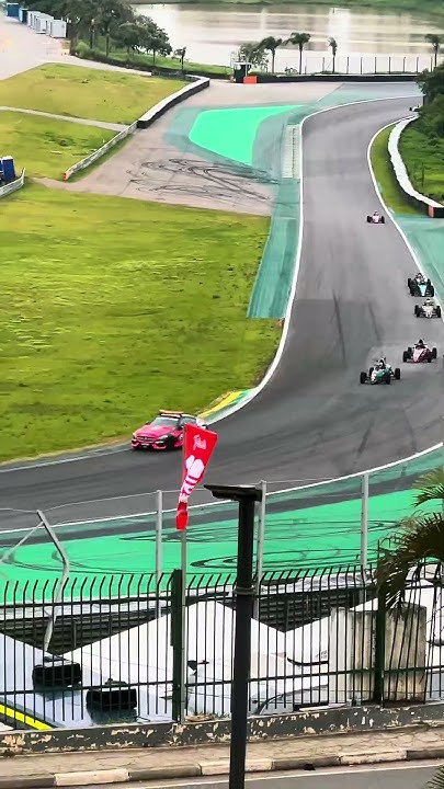 Dia de treino livre aqui no Autódromo de Interlagos🏎️💨