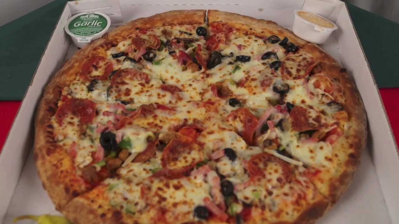 Papa John S Pizza The Works St Louis Pizza Youtube