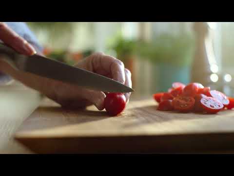 Video: Hvordan Adskiller Tomater Sig Fra Tomater? Forskel I Termer. Er Det Korrekt At Kalde En Grøntsag - Tomat Eller Tomat?