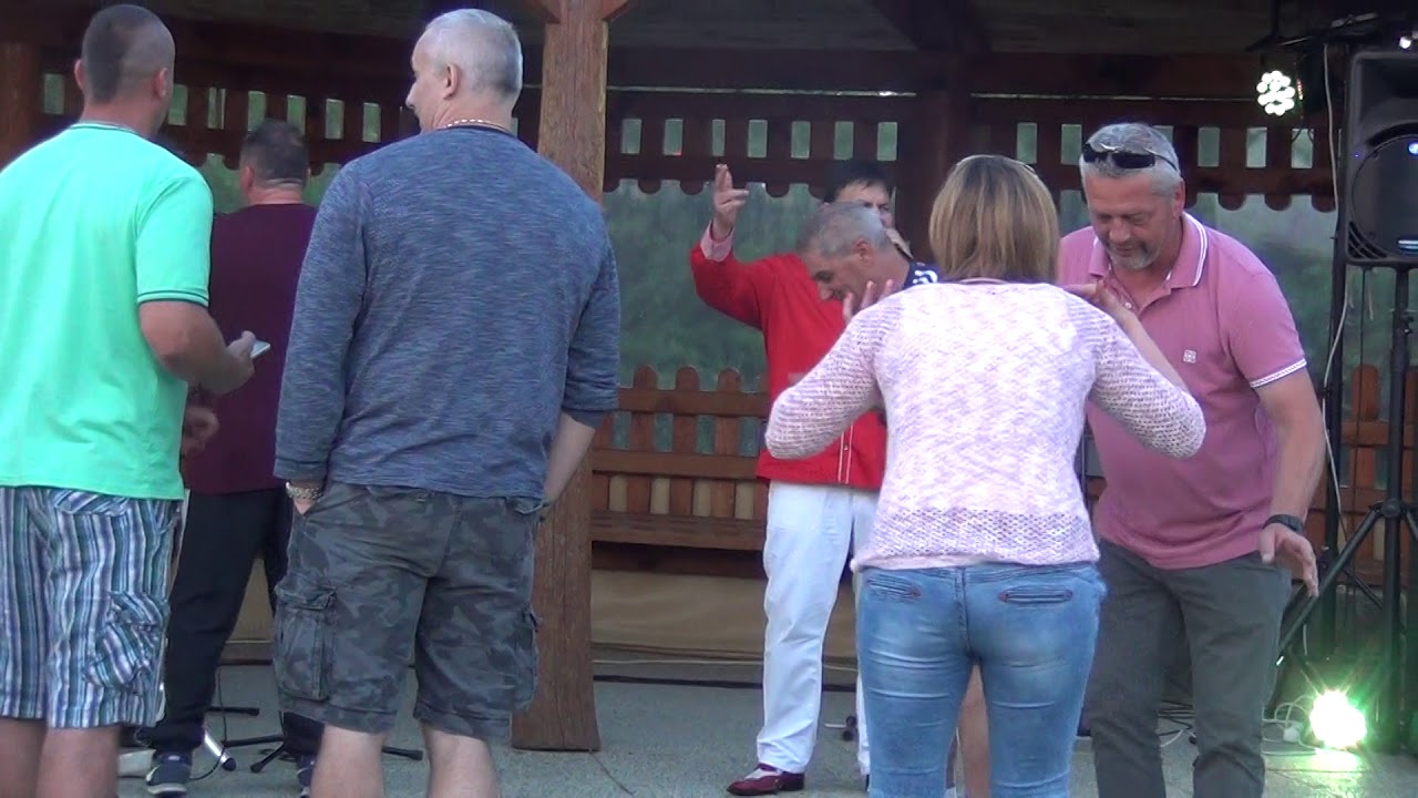 NOVA Csocsesz fellépése a szöllőhegyen 20180520 (07)