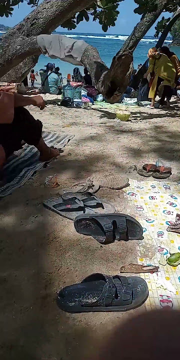 ketahuan ngewe🙄 di pantai #shorts