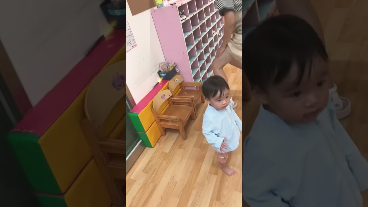 狸狸上課真的不哭不鬧了.只會頻頻回頭看爸爸.