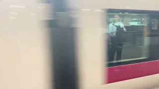 【22分遅れ】E657系K6編成が特急ときわ71号勝田行きとして東京駅7番線に到着するシーン　2025年8月5日午後17時45分撮影