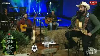 Live João Carreiro conta a história da música Casinha Verde e a música completa .