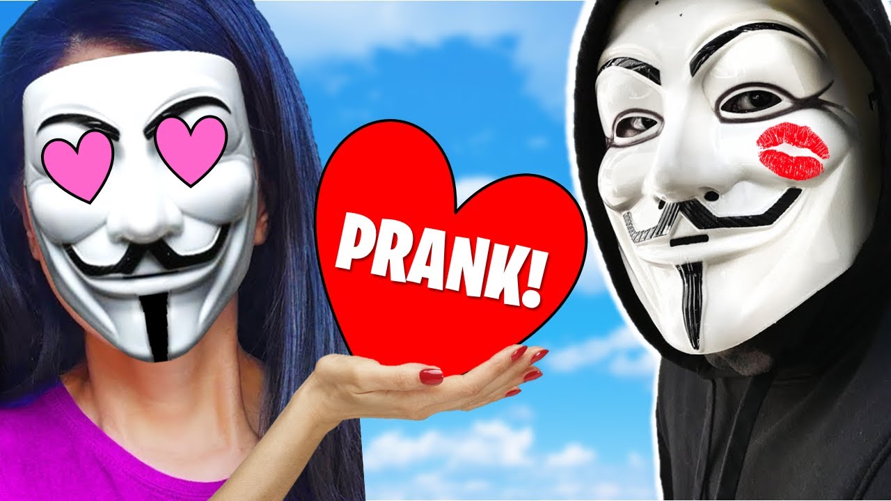 💓 Project Zorgo Leader in LOVE! Funny Prank Calls to Expose Secret