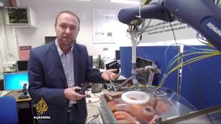 5458 Bibliothek Al Jazeera Researchers develop softer robots for a safer future screenshot 4
