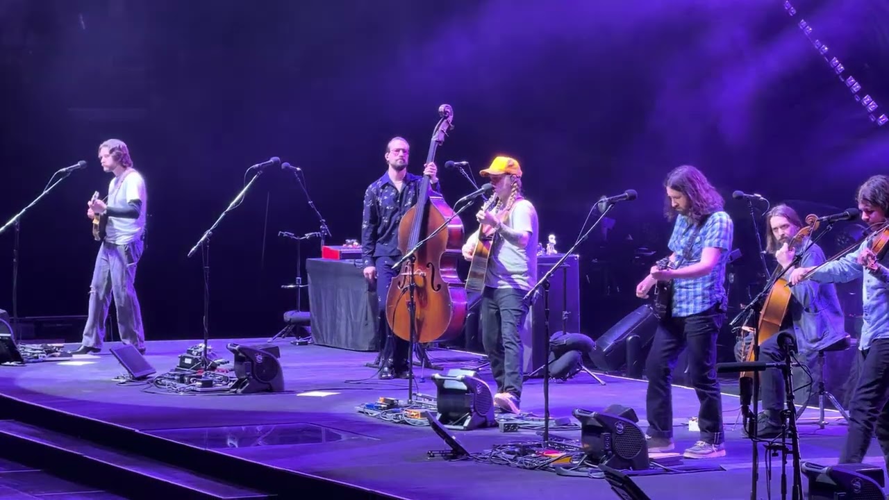 Guild the Lily by Billy Strings, Bridgestone Arena, Nashville, TN 2/21/26