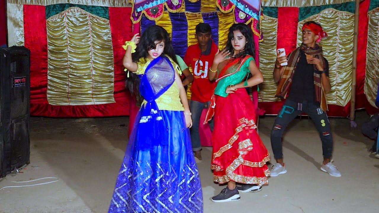 Le Photo Le Dj Dance | Latest Rajastani Song | Wedding Dance Performance by Juthi & Sneha | AR Media