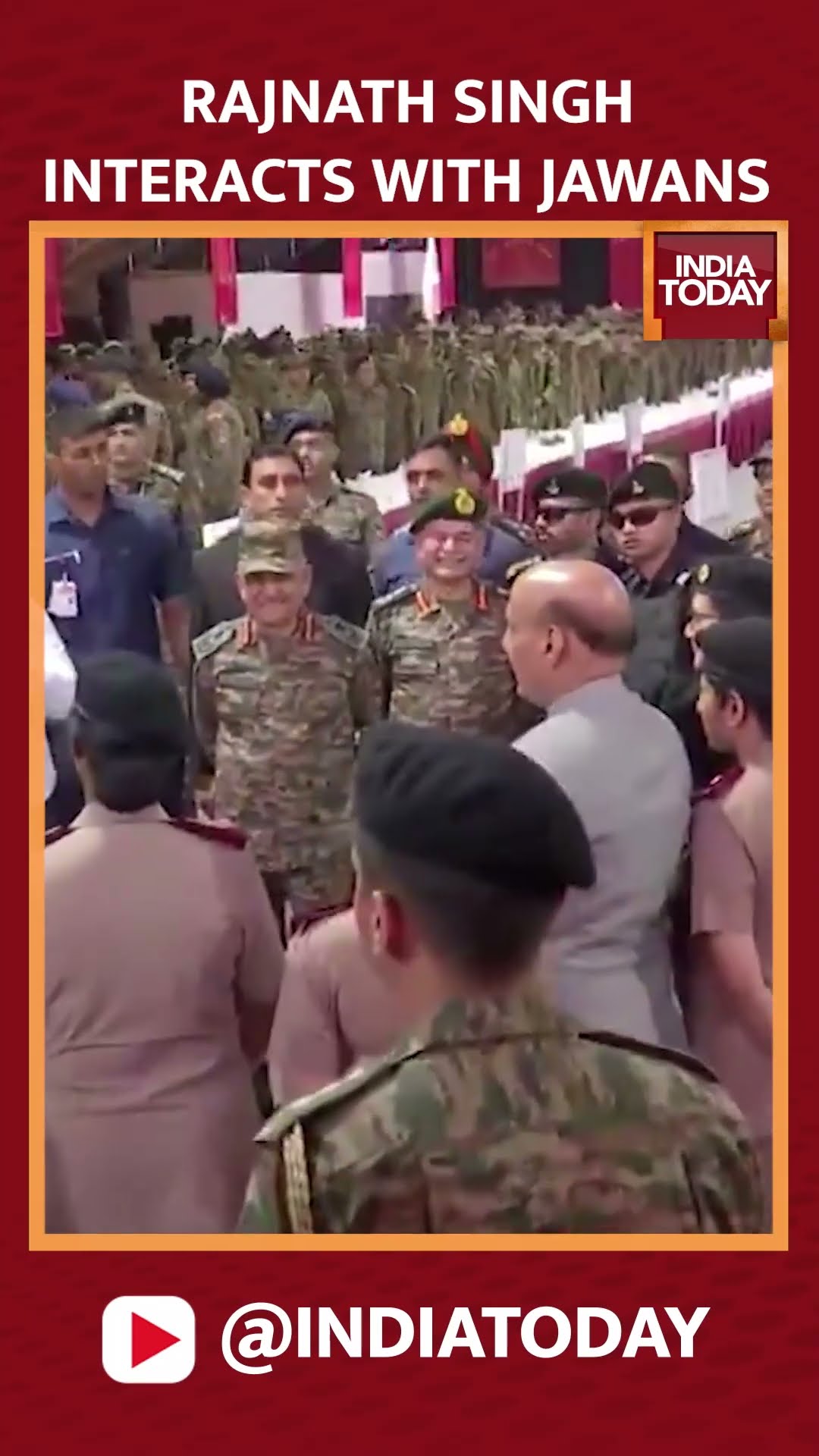 Defence Minister Rajnath Singh Interacts With Defence Troops In Pune #shorts #rajnathsingh