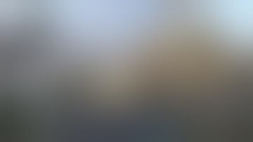 INSANE ACROSS MAP TOMAHAWK TRICKSHOT WITH REACTIONS!