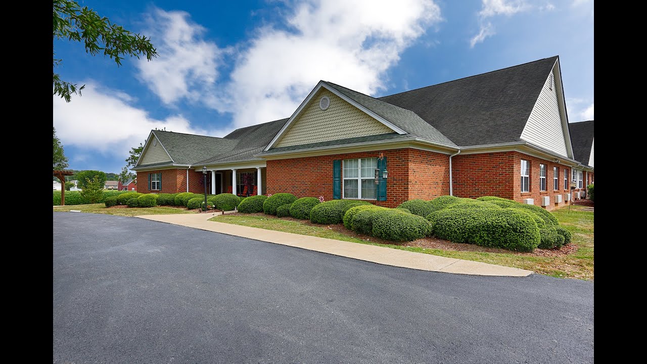 Country Cottage Lawrenceburg Virtual Tour YouTube