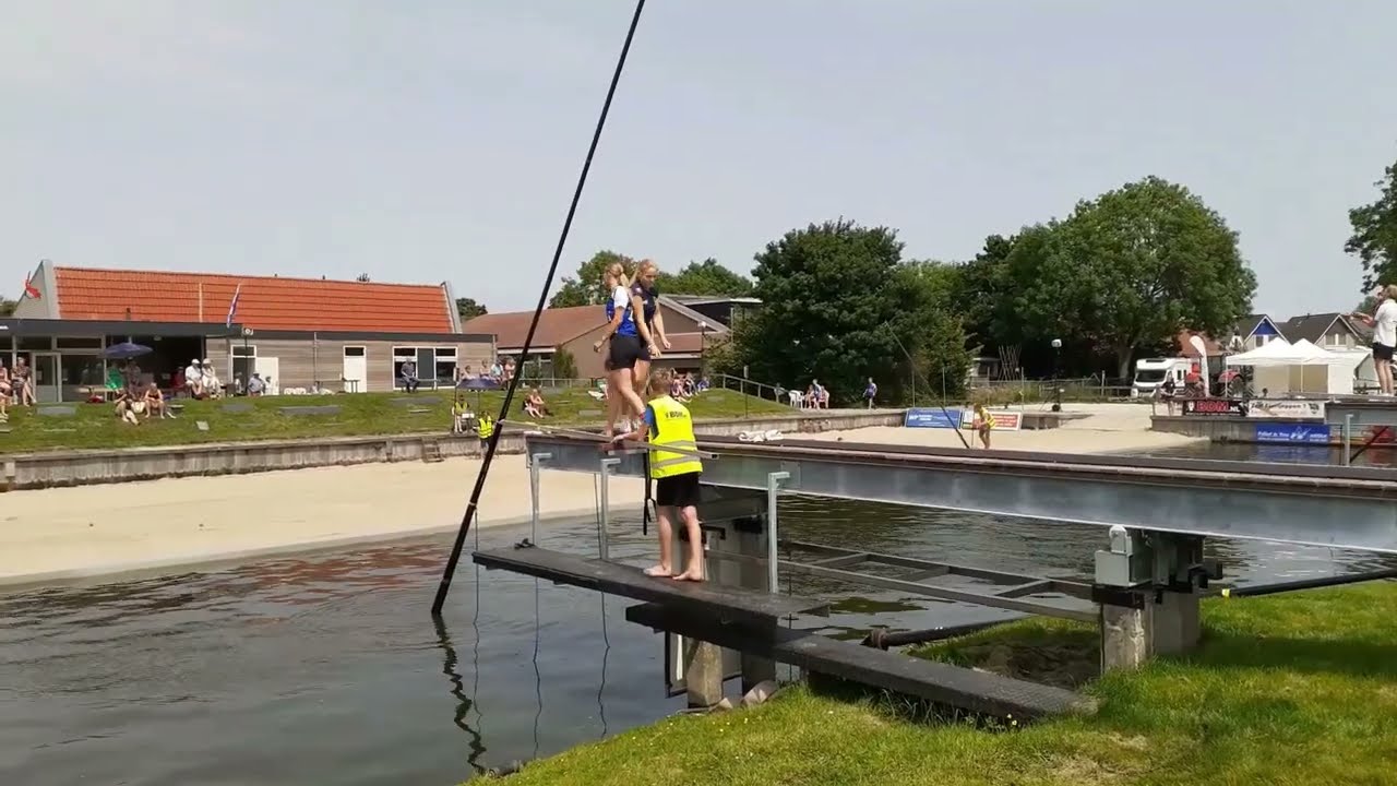 Friese 11 Stedentocht Zomer Tour -Stad 3: IJlst / Drylts / FIERLJEPPEN
