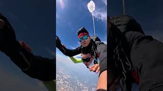 Take your children to the distance to see the world. Skydiving. Skydiving. Skydiving. Skydiving.