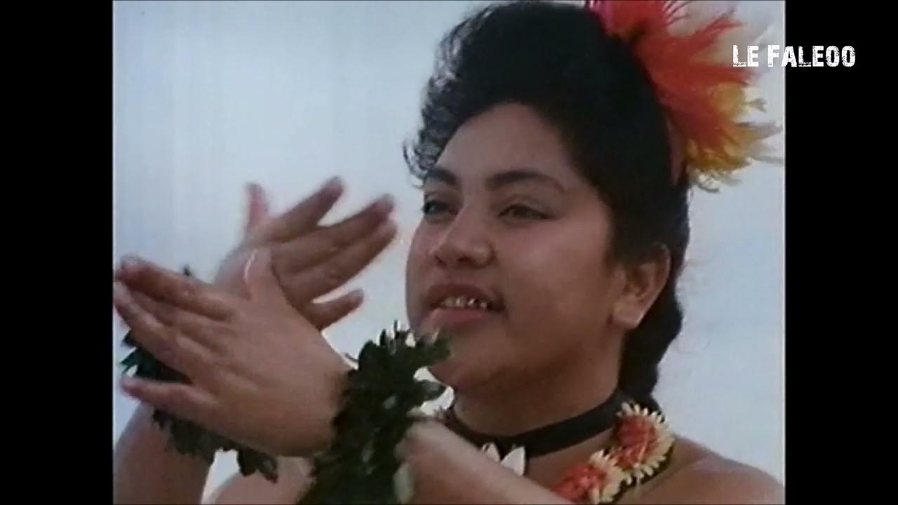 A Glimpse at the Samoan Taualuga & Tongan Ta'uolunga YouTube