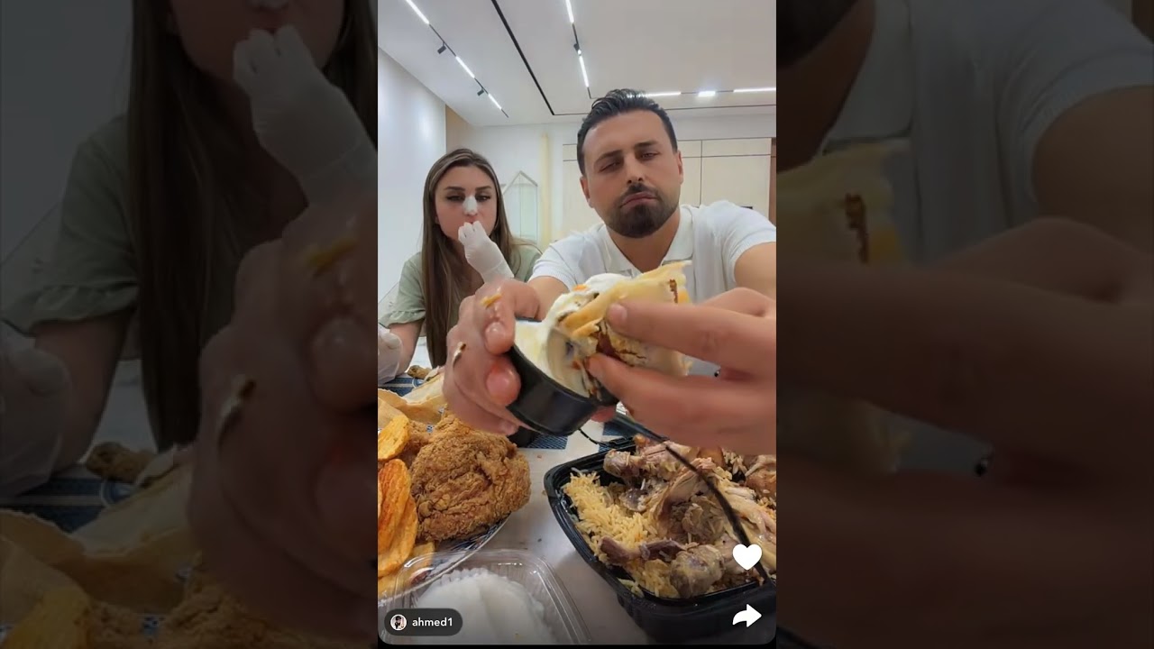 و اخيرا عشاء عائلة ريتشو و ننوش بروستيد 🤣 دجاج بخار على البخار 👌 زعل حماتي ليه ما جبت مخلل 🤣🤣