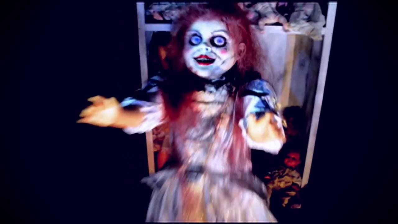 Deranged Lunging Dolly - Halloween Prop