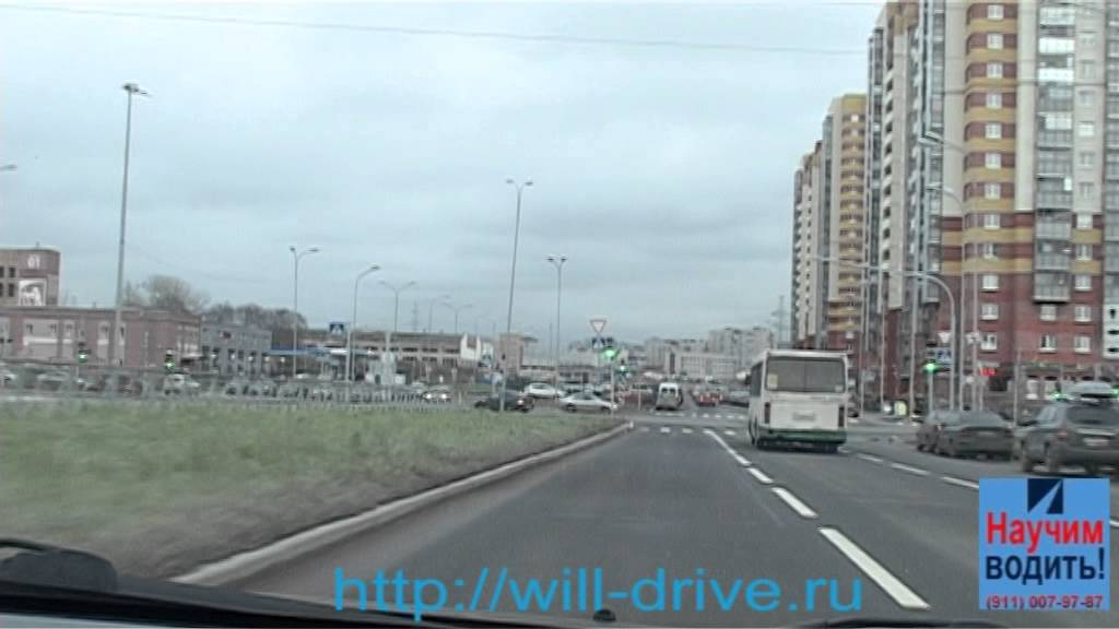 Урок 23. Разворот на перекрестке. Широкая разделительная полоса - YouTube