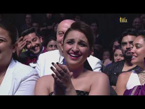 Ranveer and Arjun ne kiske saath dance kiya IIFA ke manch par
