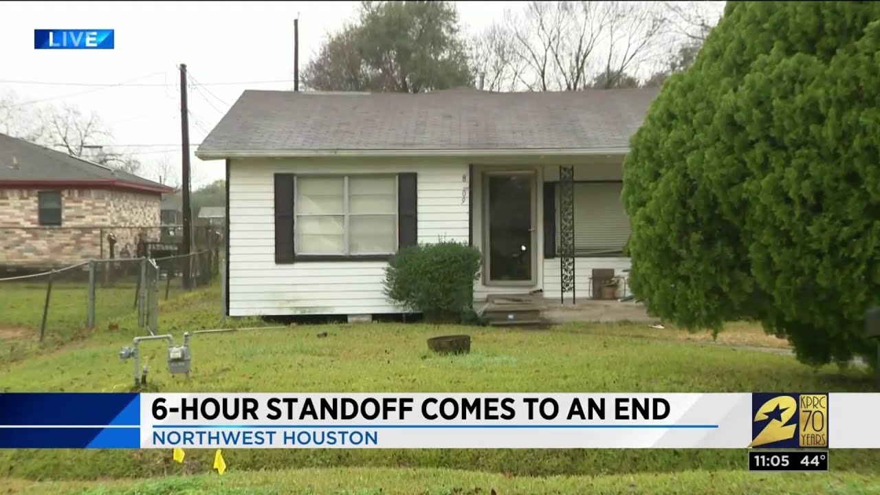 Man barricaded inside home apprehended after 6-hour SWAT standoff - YouTube