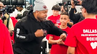 Download Lagu Roy Jones Jr DROPS GEMS on Young Fighters at GRAND OPENING of His New Gym MP3