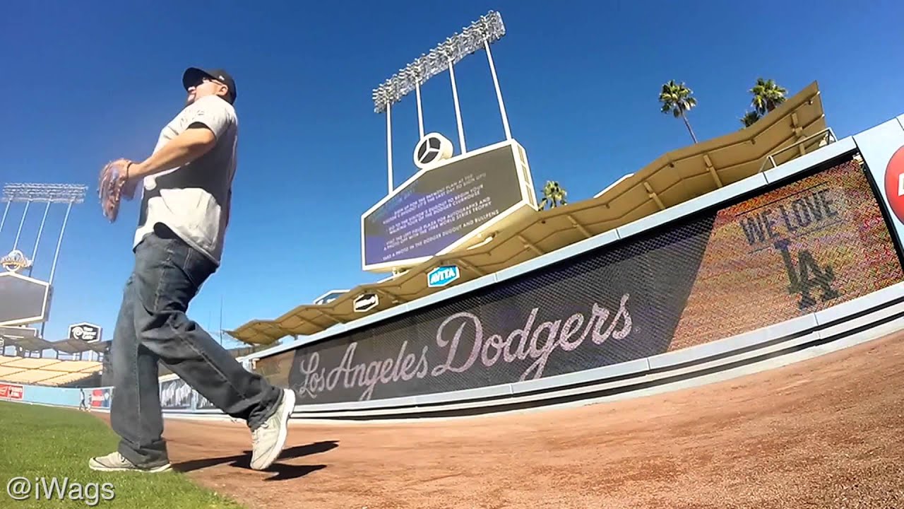 Dodgers Stadium Tour - YouTube