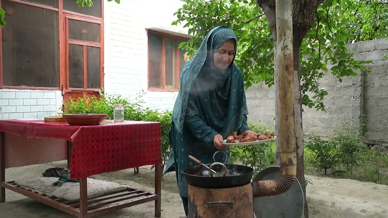 Makhmali chicken Karahi At Home | This Recipe Made Our Mountainous Life Very Amazing Today |