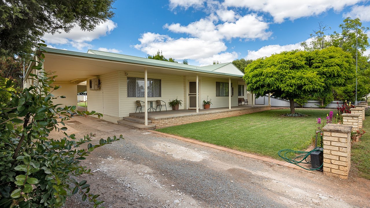 14 Wellman Street, Ariah Park YouTube