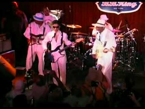 Larry Graham & GCS with special guest "Prince" Live at BB Kings NY 6:16:10.mp4