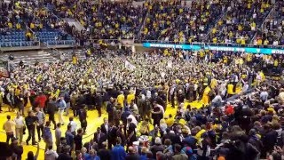 Country Roads (Full) - #11 West Virginia Beats #1 Kansas (1/12/16)