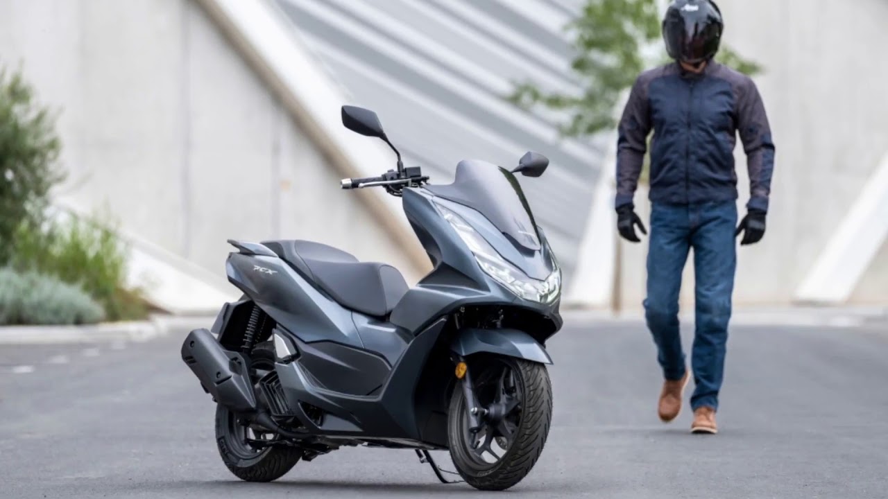 2021 Honda PCX 125 - Scooter Main highlights features - YouTube