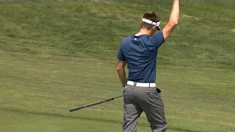 Drew Stoltz  leads at SIGA Dakota Dunes