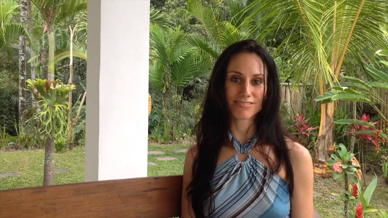 Saida Desilets on Women's Sexual Expowerment, Location Free Living, and more