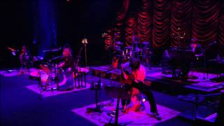 2014年6月18日発売「LIVE BOX vol.1」収録の[GLAY CHRISTMAS SHOW 2013 ...