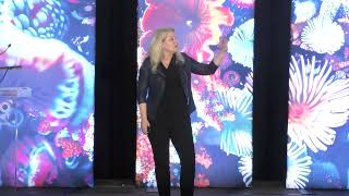 Lisa Bodell's Speech Overview: How Complexity Happens