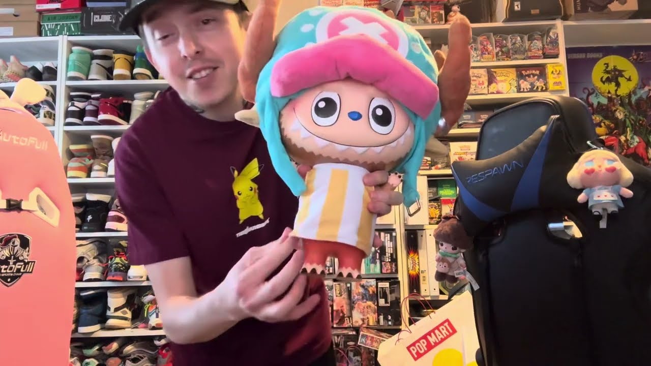 MEGA LABUBU 400% TONY TONY CHOPPER - POP MART (United States)