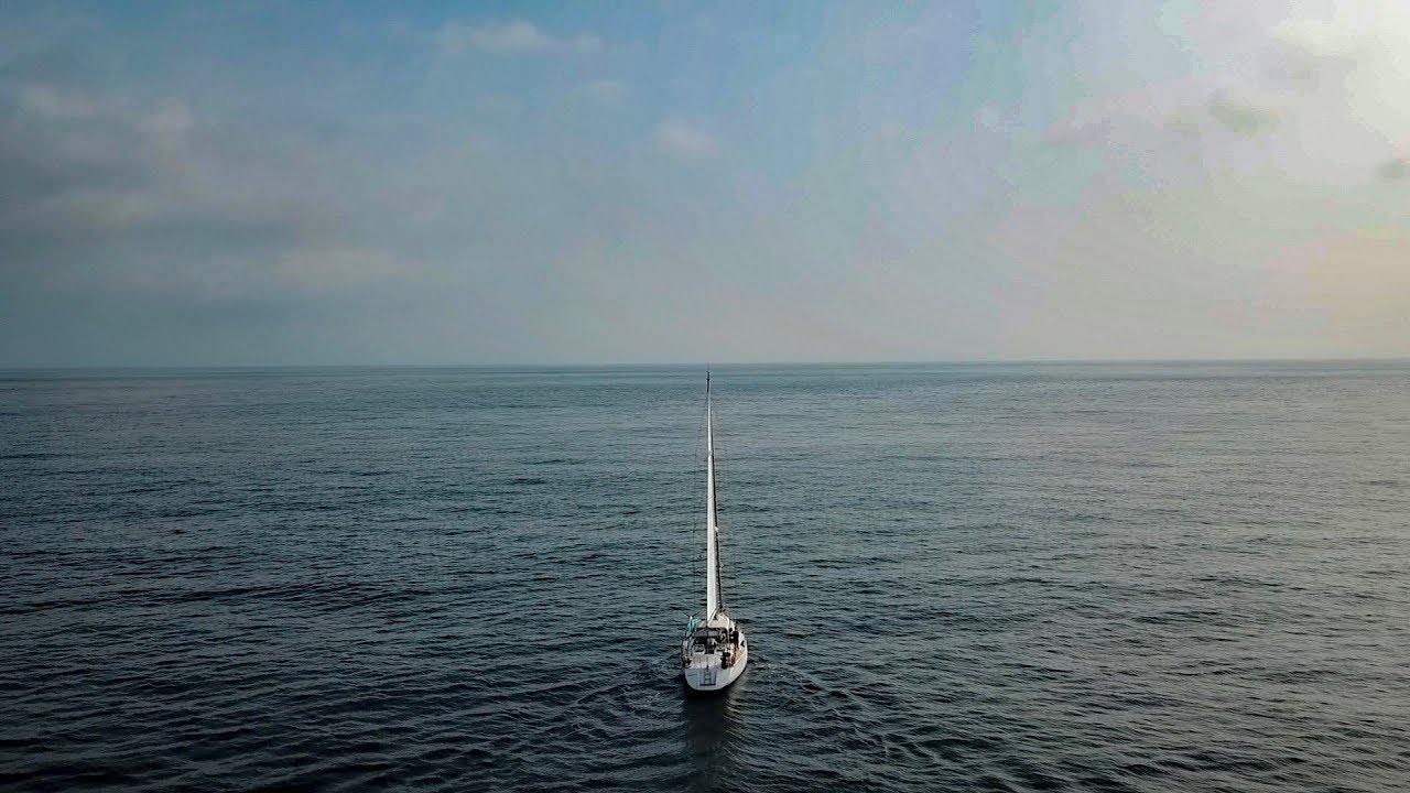 NOTÍCIAS DO MEIO DO OCEANO PACÍFICO #1 – Unforgettable Sailing