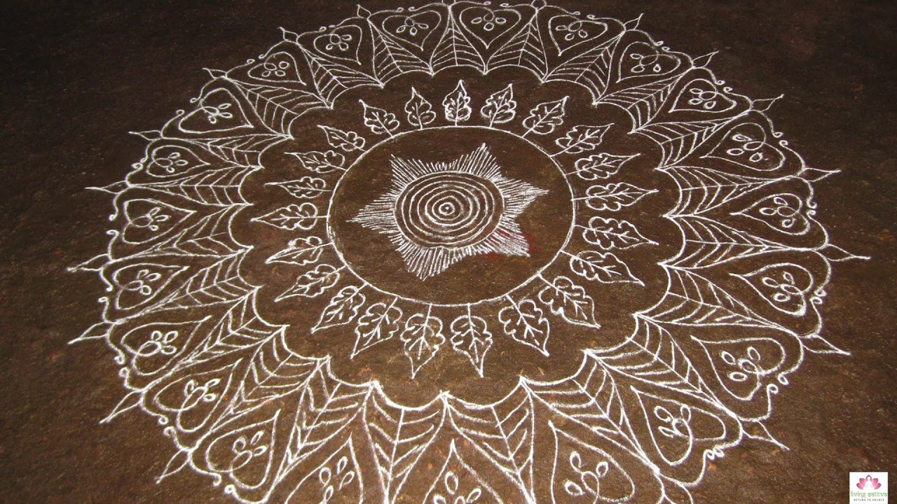 Waking Up to Art | Traditional Kolam Art - YouTube