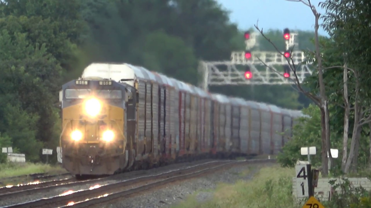 bnsf 5729 2 Trains Meet and End Around The Bend