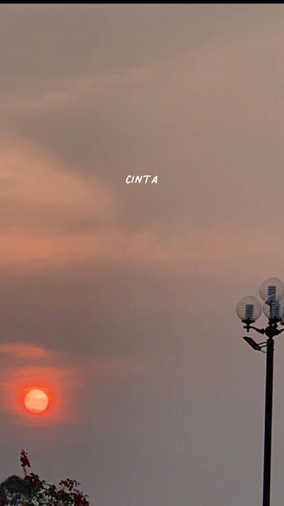 ilusi yang tak bertepi#hijau daun#band#lirikestetik #fyp#viral