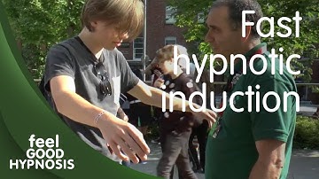Street Hypnosis clip of Fast hypnotic induction and initial skit with tutorial breakdown