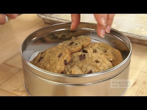 Super Quick Video Tips: How We Package Cookies for Maximum Freshness