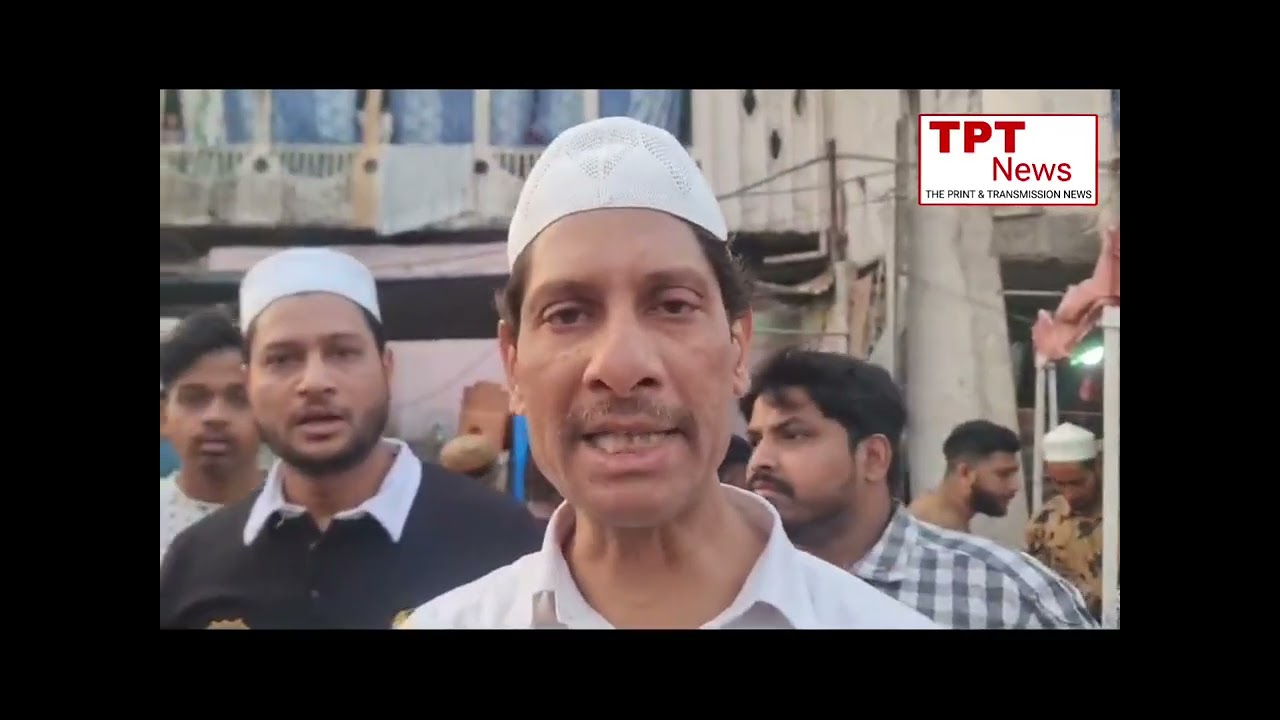 Looting Incident in Hyderabad Mallepally area Miscreants from MangerBasti Target Shoppers and public