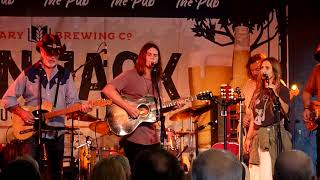 Lebanon  - Brandon Dodd &amp; Kasey Chambers with Bill Chambers - The Pub Tamworth - 21-1-20