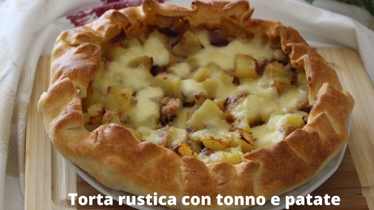 TORTA INCREDIBILMENTE BUONA CON TONNO IN SCATOLA / Torta rustica con tonno e patate / Ricetta facile