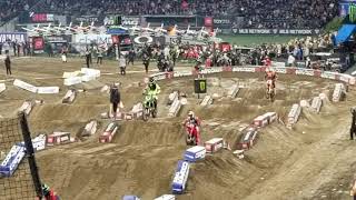 2020 supercross hot lap lead by chad reed